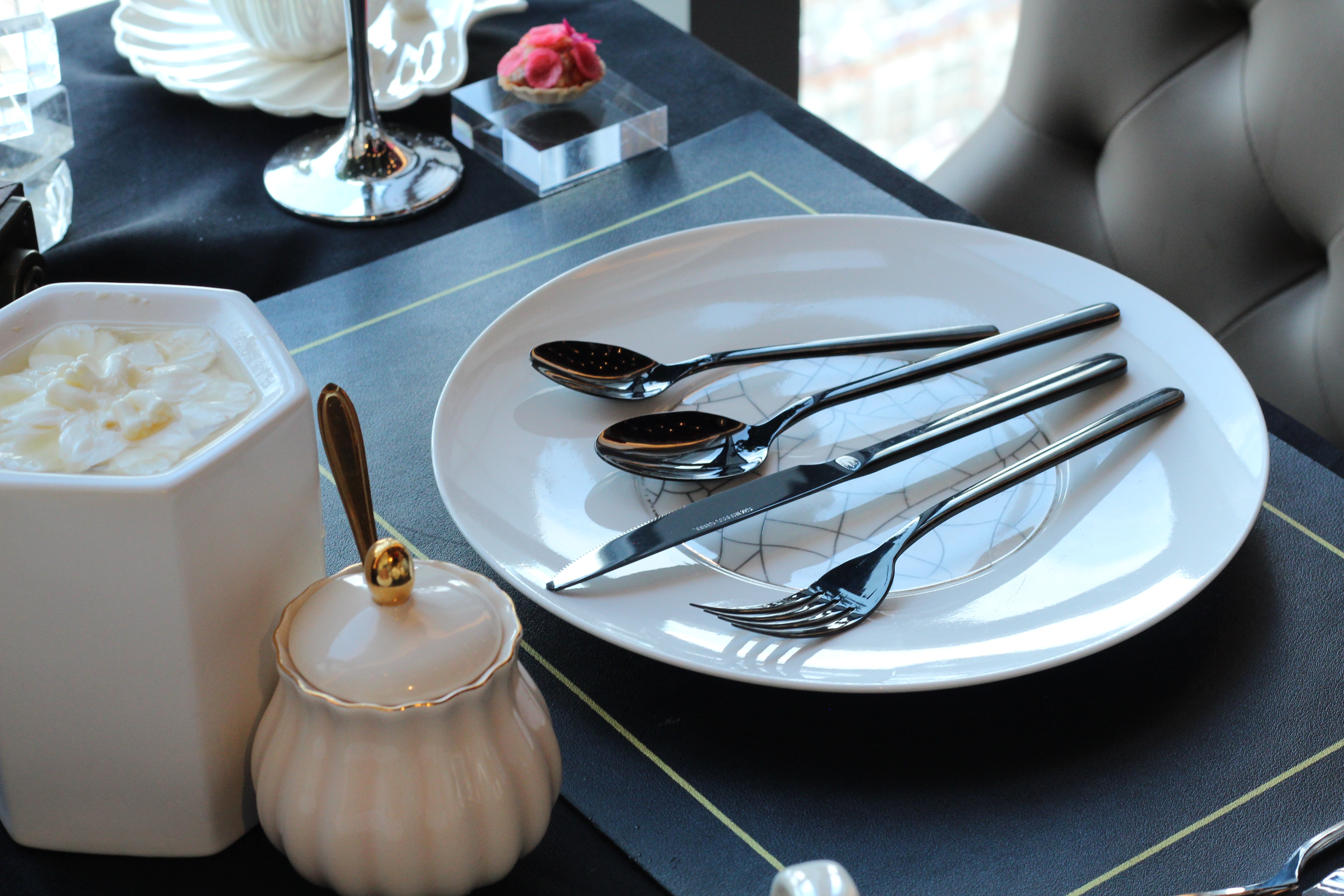 Beyond the Shine: The Health Benefits and Aesthetic Appeal of Modern Stainless Steel Flatware