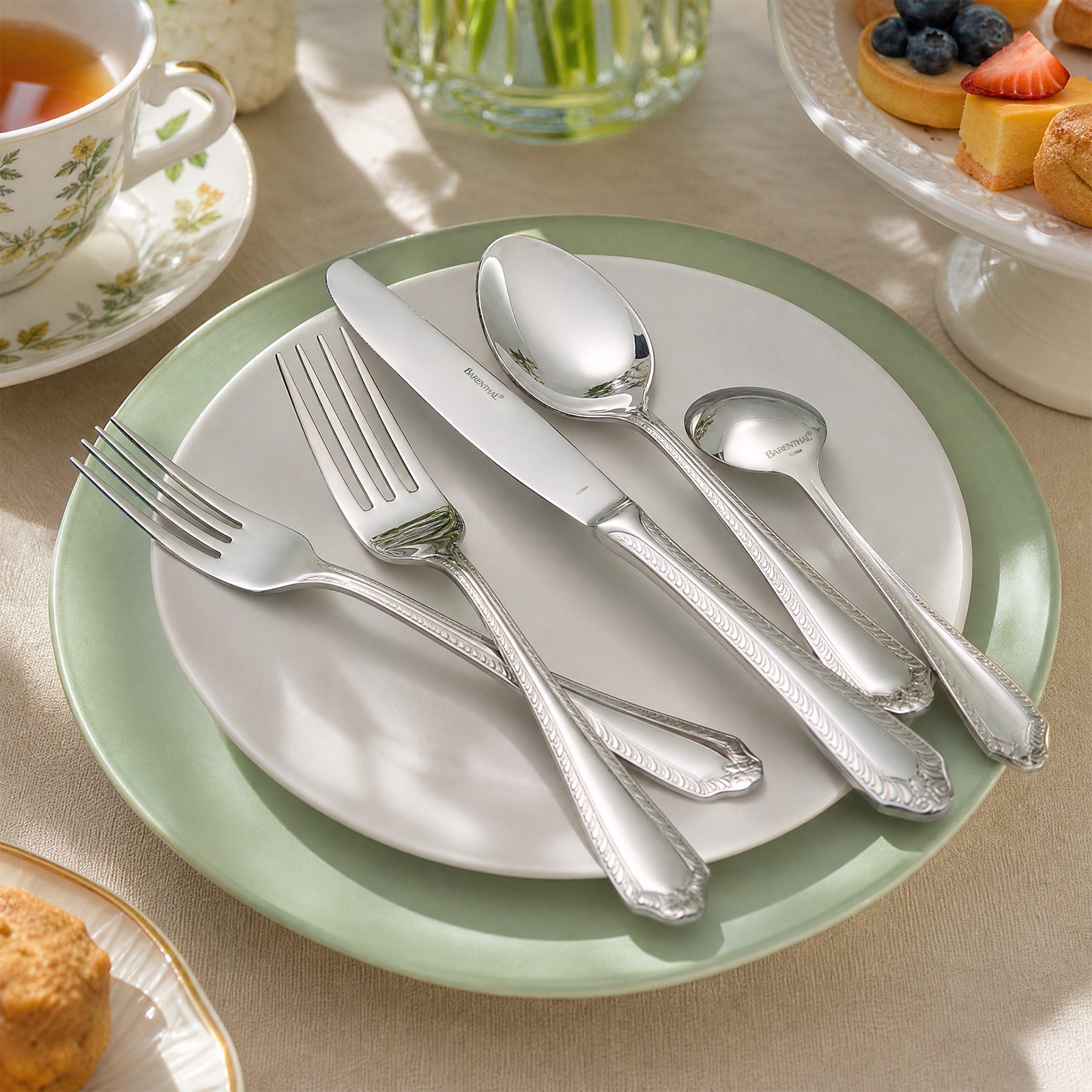 Fiori 20-Piece Silverware Set, Service for 4