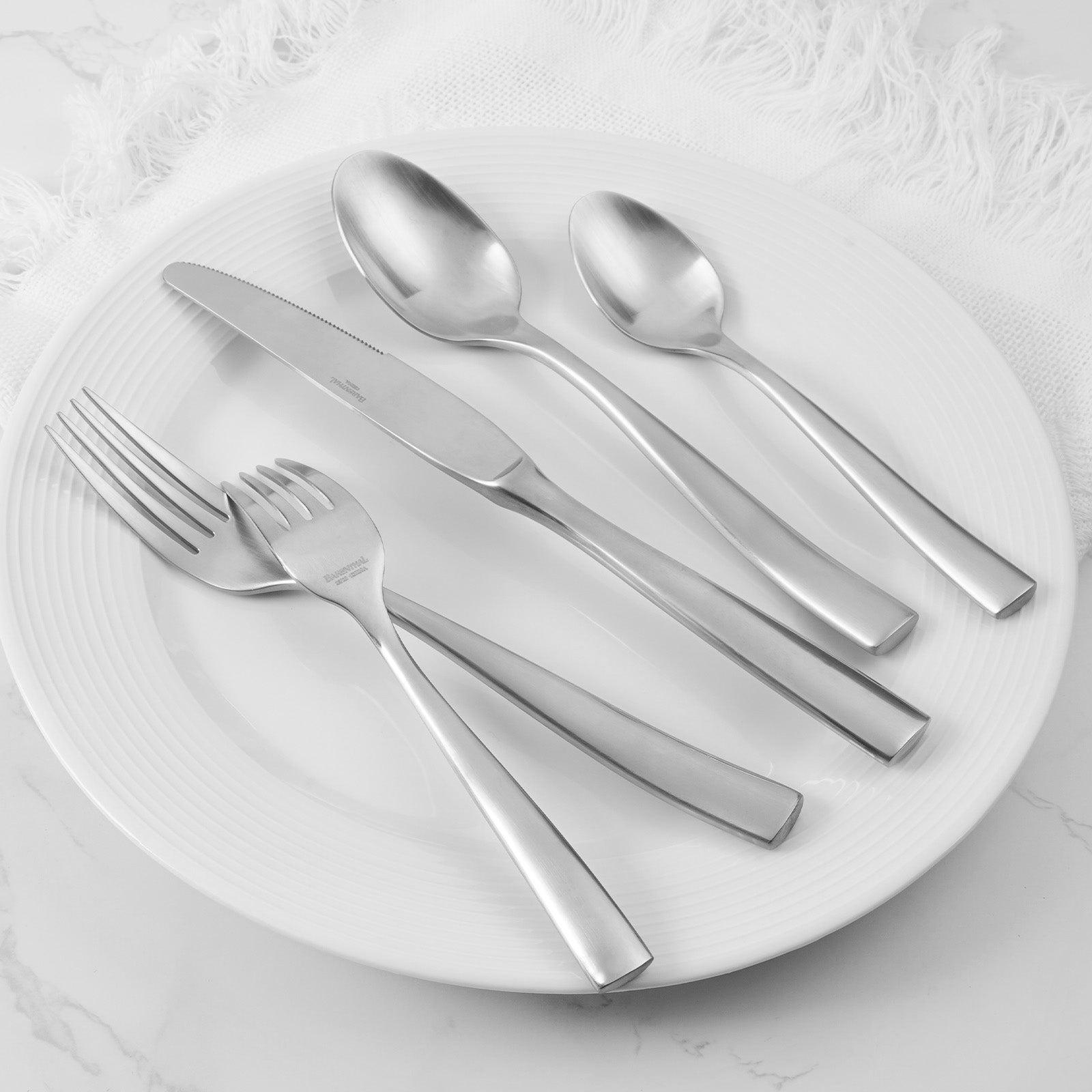 Barenthal Metal Flatware Set, elegant stainless steel tableware with flat design, includes knives, forks and spoons, perfect for daily dining.