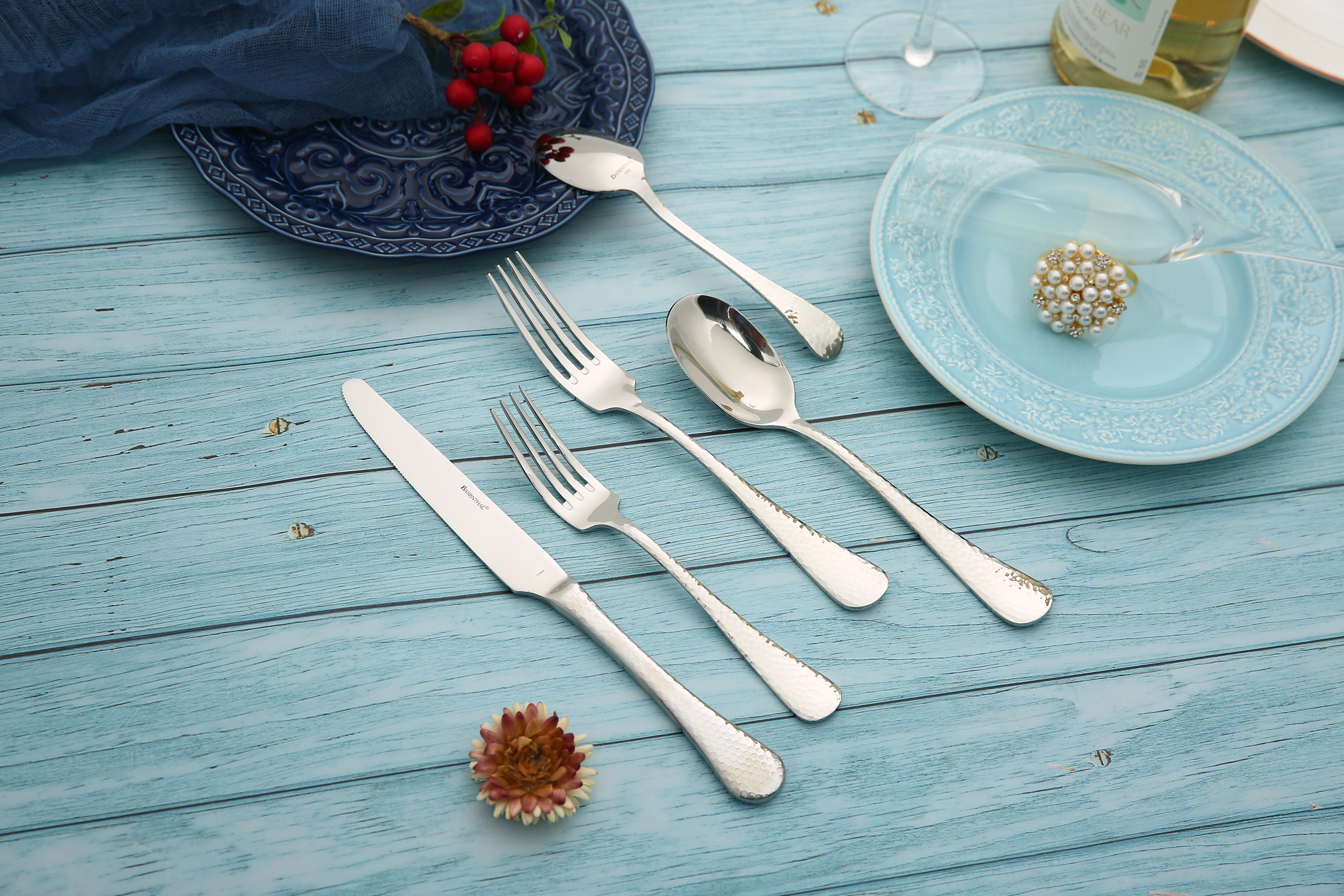 Bastia 20-piece Barenthal Luxury Heavy Silver Flatware Set, serves 4 people, dishwasher resistant, exquisite tableware with silver luster.